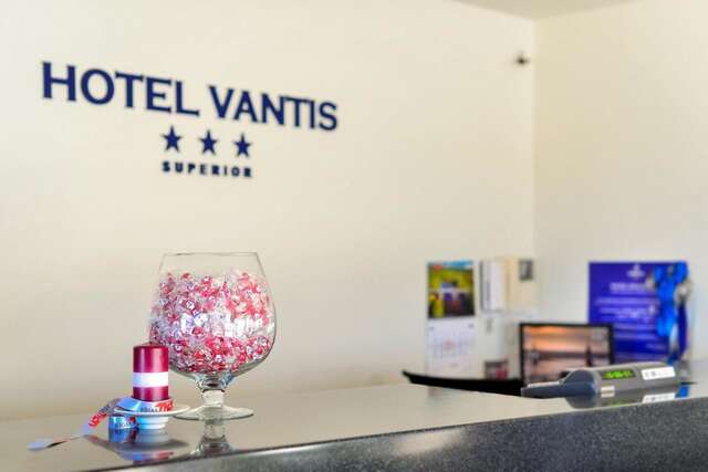 Отель Hotel Vantis Riverside view FREE parking Рига-37